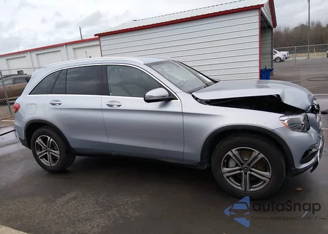2017 Mercedes-Benz Glc 300 4Matic from USA, damaged, VIN WDC0G4KB9HF206888